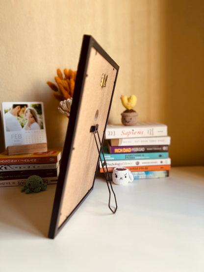 Love-Themed Photo Frame